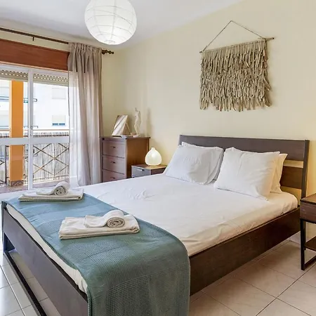 1br Infante Flat In By Lovelystay Apartmán Quarteira