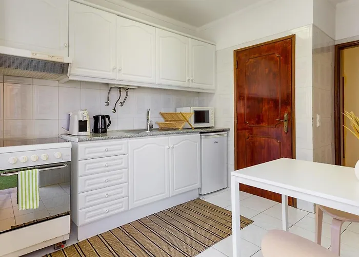 Lägenhet 1br Infante Flat In By Lovelystay
