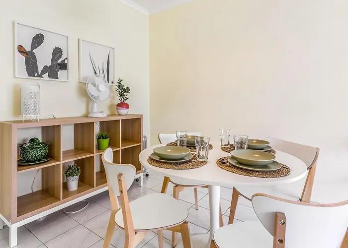 1br Infante Flat In By Lovelystay * Картейра