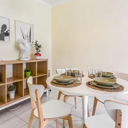 1br Infante Flat In By Lovelystay * Quarteira